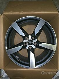 Cerchi originali Audi TT 19" Audi Sport bicolor -