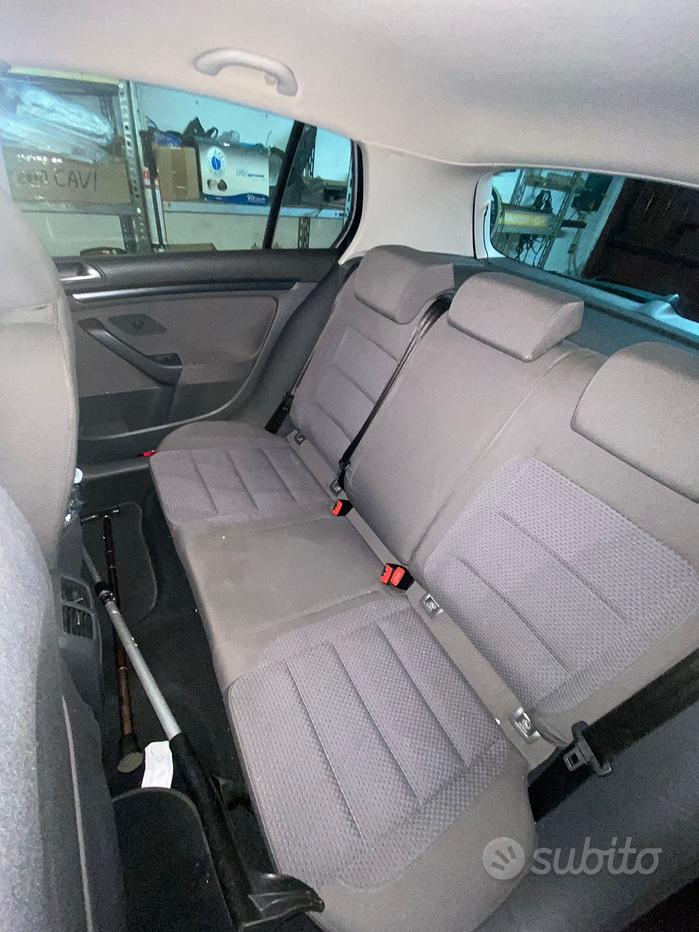 VOLKSWAGEN Golf 5ª serie