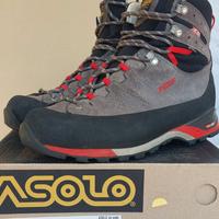 Scarpone da trekking