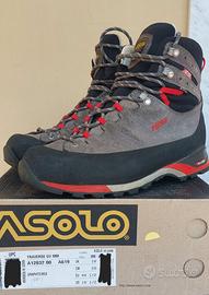 Scarpone da trekking