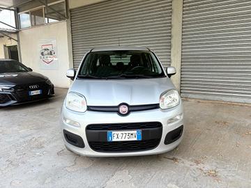 Fiat Panda 1.2 Lounge 5 POSTI
