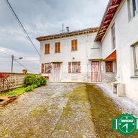 CASA INDIPENDENTE CON AMPIO SPAZIO ESTERNO !!