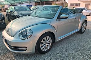 Volkswagen Maggiolino Cabrio 1.6 tdi CABRIO Design