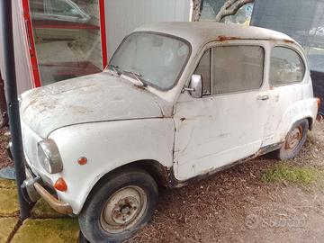 Fiat 600 D seicento fanalona 750 ricambi epoca