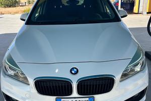 Auto BMW 218D Active Tourer