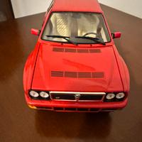 Modellino Lancia Delta HF Integrale  EVO 2