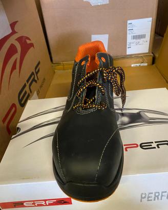 Scarpe antinfortunistiche