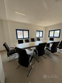 ARREDO PER SALA MEETING