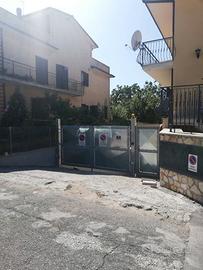 Magazzino via taro snc (monterotondo)