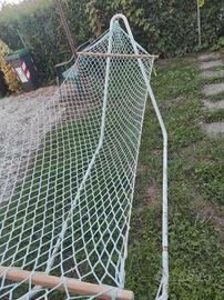 Amaca con supporto in metallo