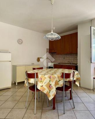CASA SEMINDIPENDENTE A UGENTO
