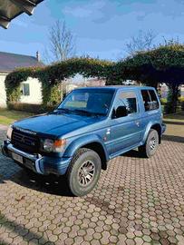 Mitsubishi  Pajero 3.0 V6  benzina