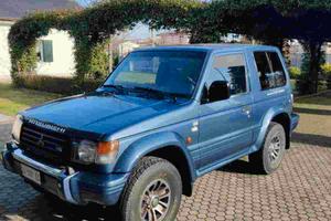 Mitsubishi  Pajero 3.0 V6  benzina