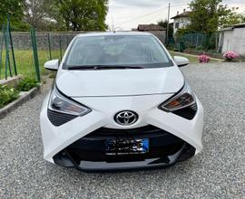 TOYOTA Aygo 2ª serie - 2019