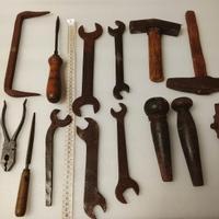 Attrezzi da lavoro antichi restauro conservativo,