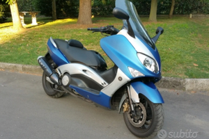 T-max 2004 iniezione