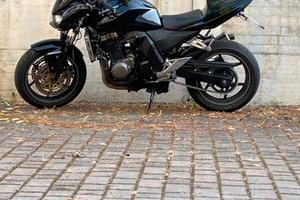 Kawasaki z750