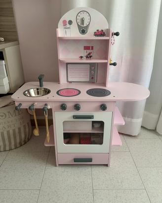 Cucina in legno bambina
