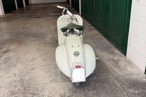 Vespa faro basso