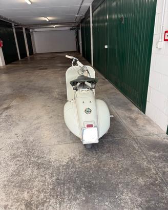 Vespa faro basso