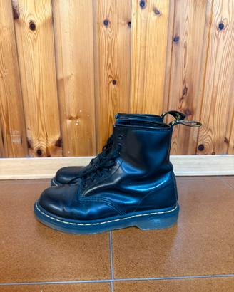 Dr. Martens stivaletto, suola bassa