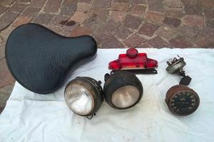 Contachilometri luce targa chiave d'accensione 