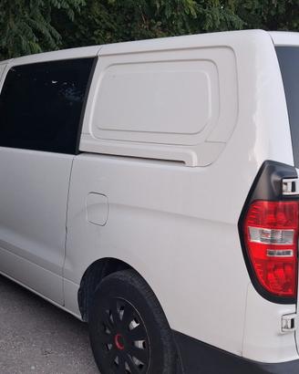 Hyundai h1 2011 