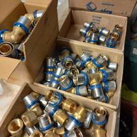 Raccordi idraulici zincati multistrato 