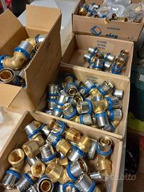 Raccordi idraulici zincati multistrato 