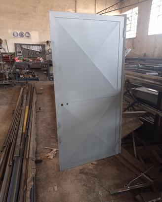 porta in ferro nuova 