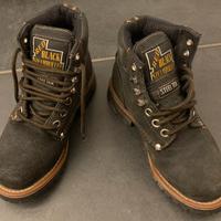 Anfibi Red Black Steamroller JACK