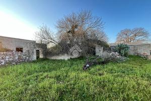 RUSTICO A SANTERAMO IN COLLE