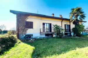 PORZIONE DI BIFAMILIARE A CHIARI