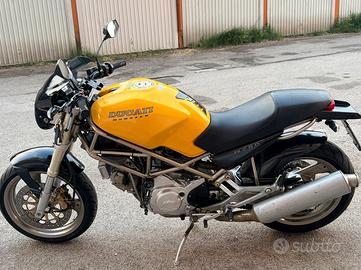 Ducati monster 750