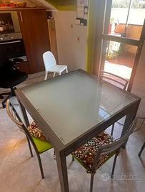 Tavolo allungabile alluminio e vetro 90x90