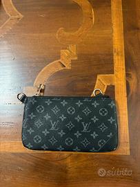 Pochette LV