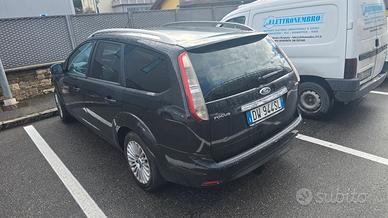 Ford focus 1600 2009 con 160.000km