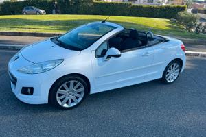 Peugeot 207 cabrio autom.unipro’solo 60.000km