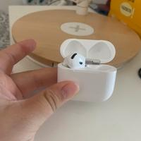 Airpods 4 custodia di ricarica+auricolare sinistro