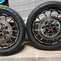 cerchi 18" Performance Machine