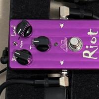 Suhr Riot