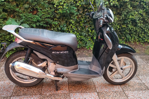 Scarabeo 200ie light