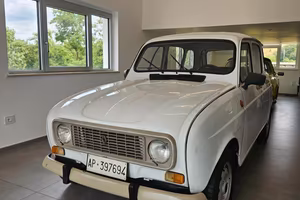 Renault R 4 950