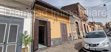 Casa singola con giardino a Piedimonte Etneo