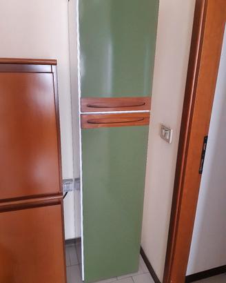 Mobiletto cucina 2 ante vintage ma tenuto bene 