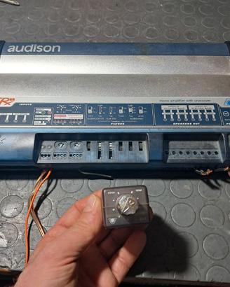amplificatore per auto