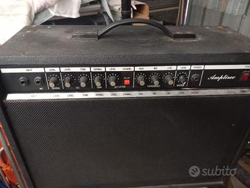 amplificatore per chitarra 