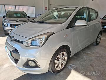 Hyundai i10 1.0 GPL DA NEOPATENTATI