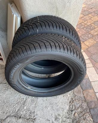 pneumatici Yokohama 205/60 R16, praticamente Nuovi