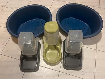 Lettiere, distributori acqua e crocchette
